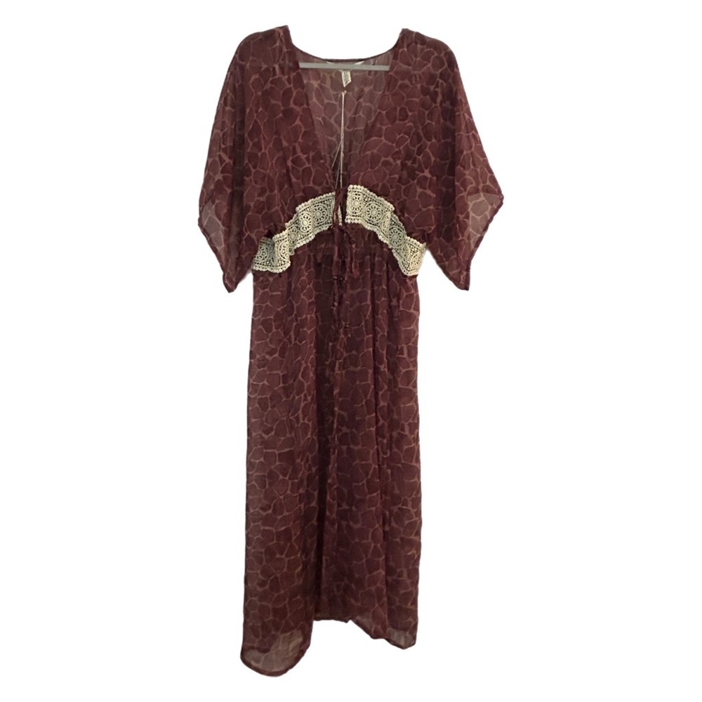 Elegant Burgundy Crochet Trim Kaftan